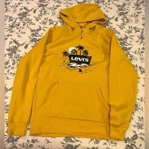 Levi’s Shark Hoodie Sweatshirt, Small